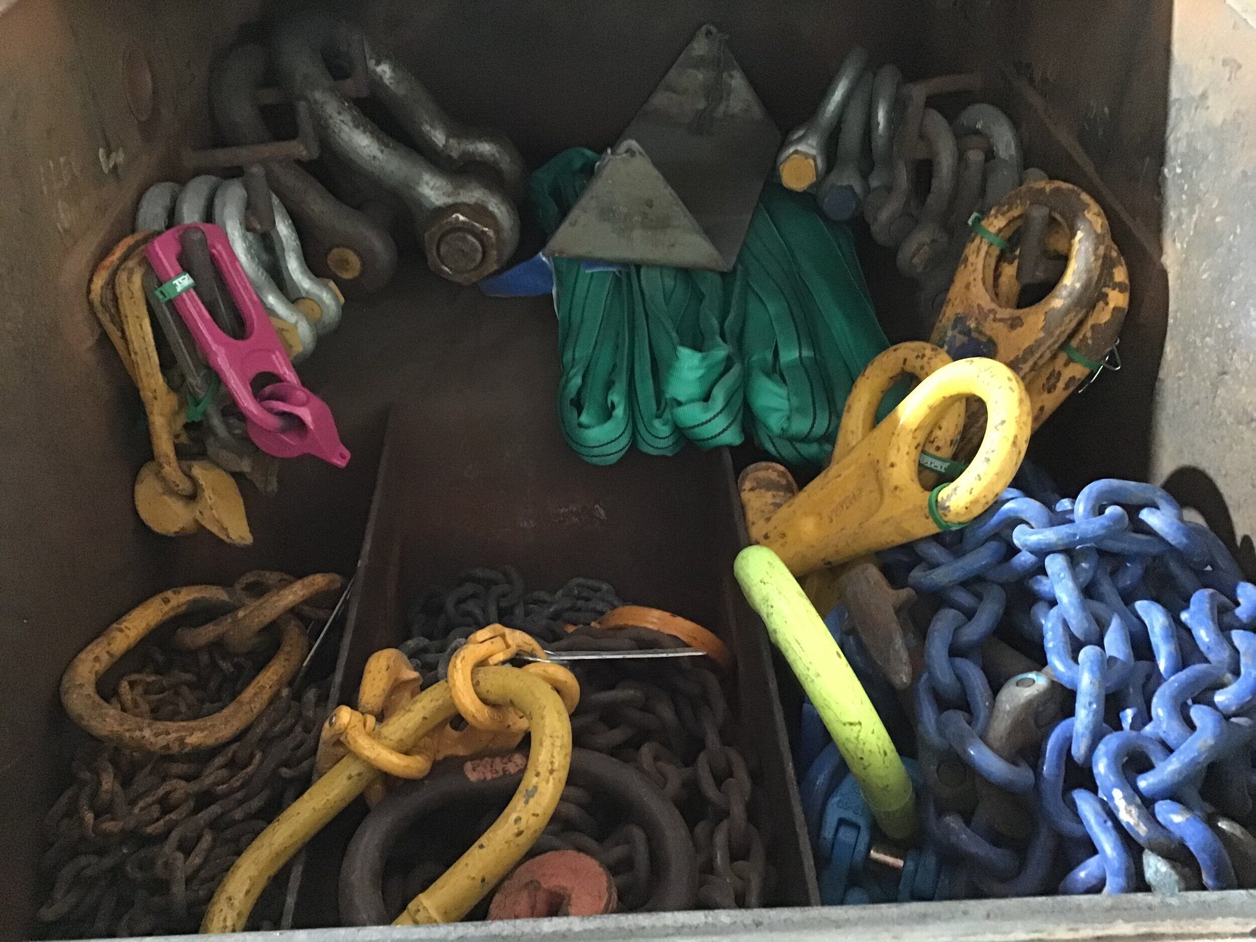 Rigging equipment hire